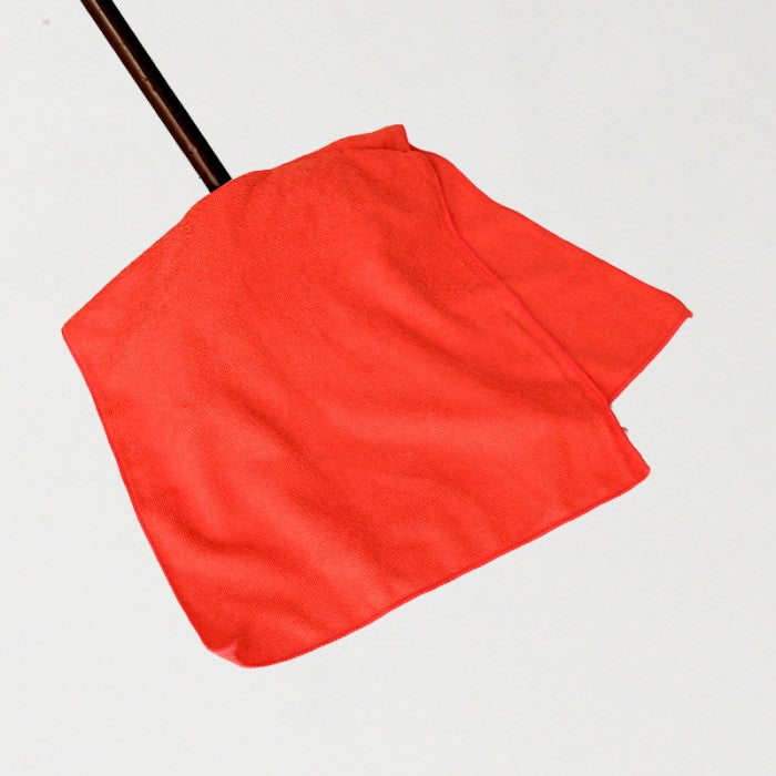 Trapero de microfibra con ojal