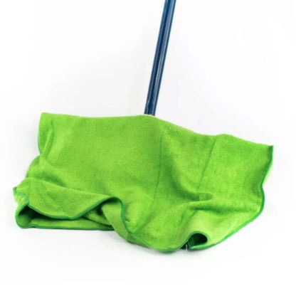 Trapero de microfibra con ojal